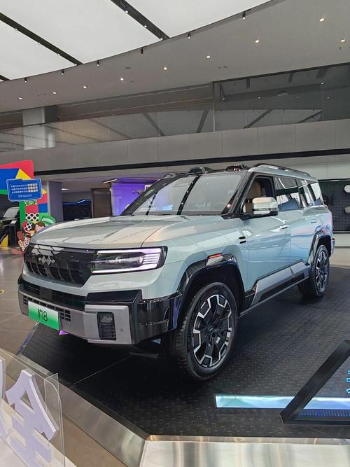 东莞260比亚迪方程豹硬派越野的爆款，英菲尼迪35周年与你共成长